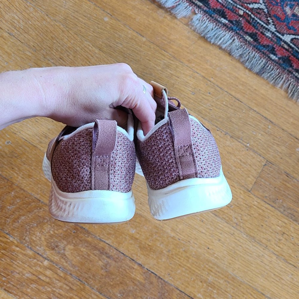 New Balance Athletic Shoes View 6